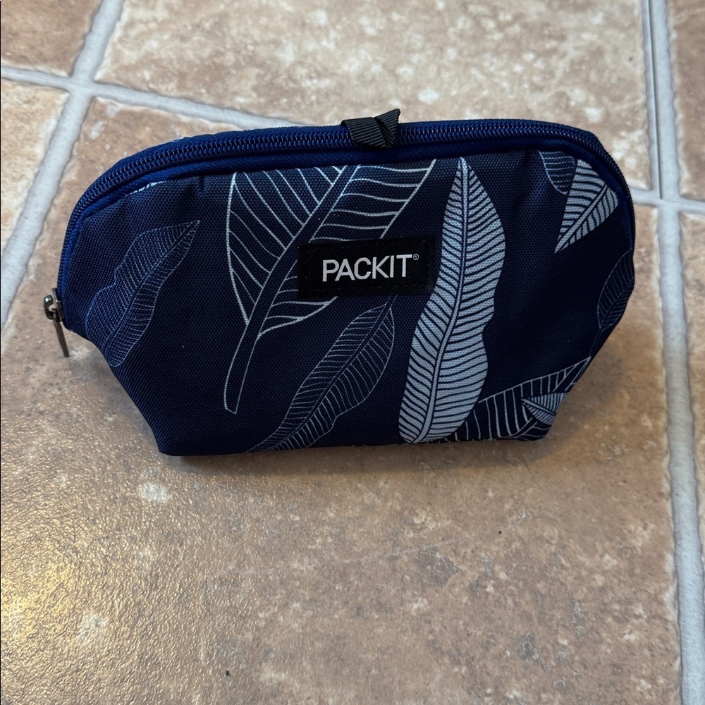 PackIt Blue Leaf Print Pouch Reusable Freezer Bag Snack Bag Zipper Unisex